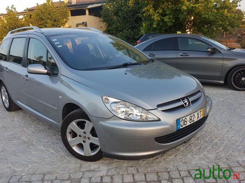 2005' Peugeot 307-Sw photo #2