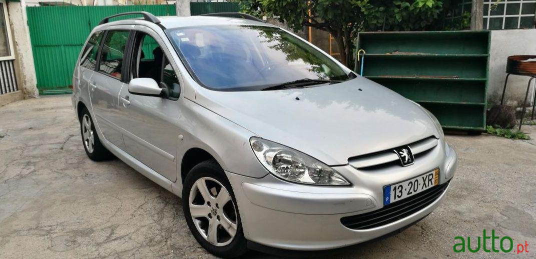 2004' Peugeot 307 Sw photo #4