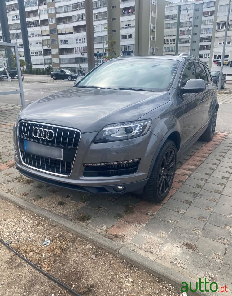 2010' Audi Q7 photo #1