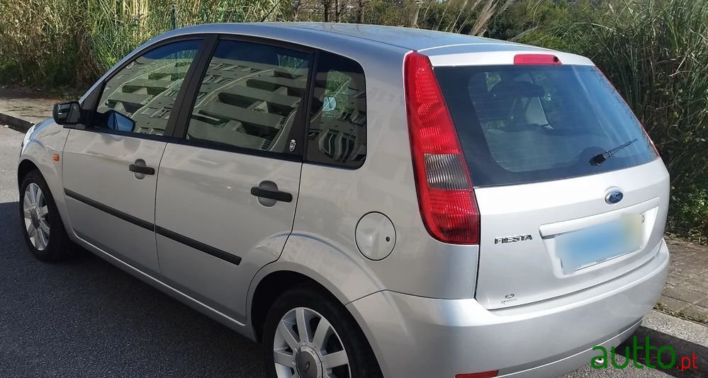 2004' Ford Fiesta 1.25 Ghia photo #3