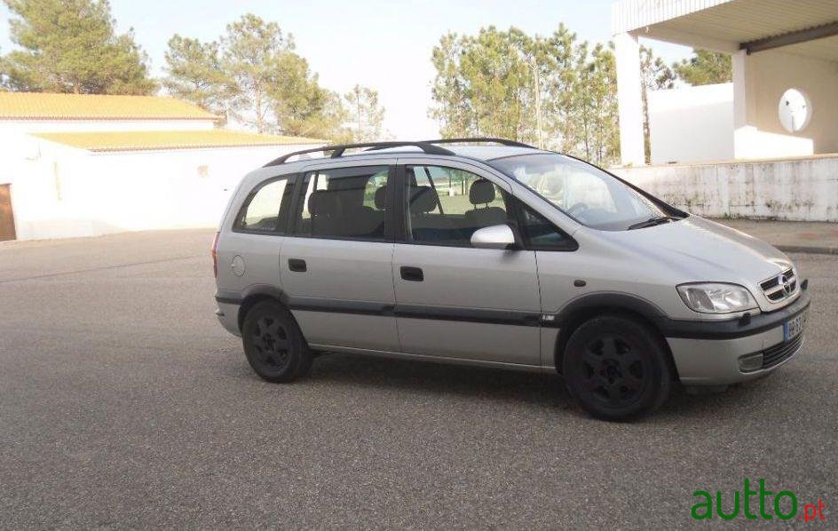 1999' Opel Zafira 2.0 Di Elegance photo #1
