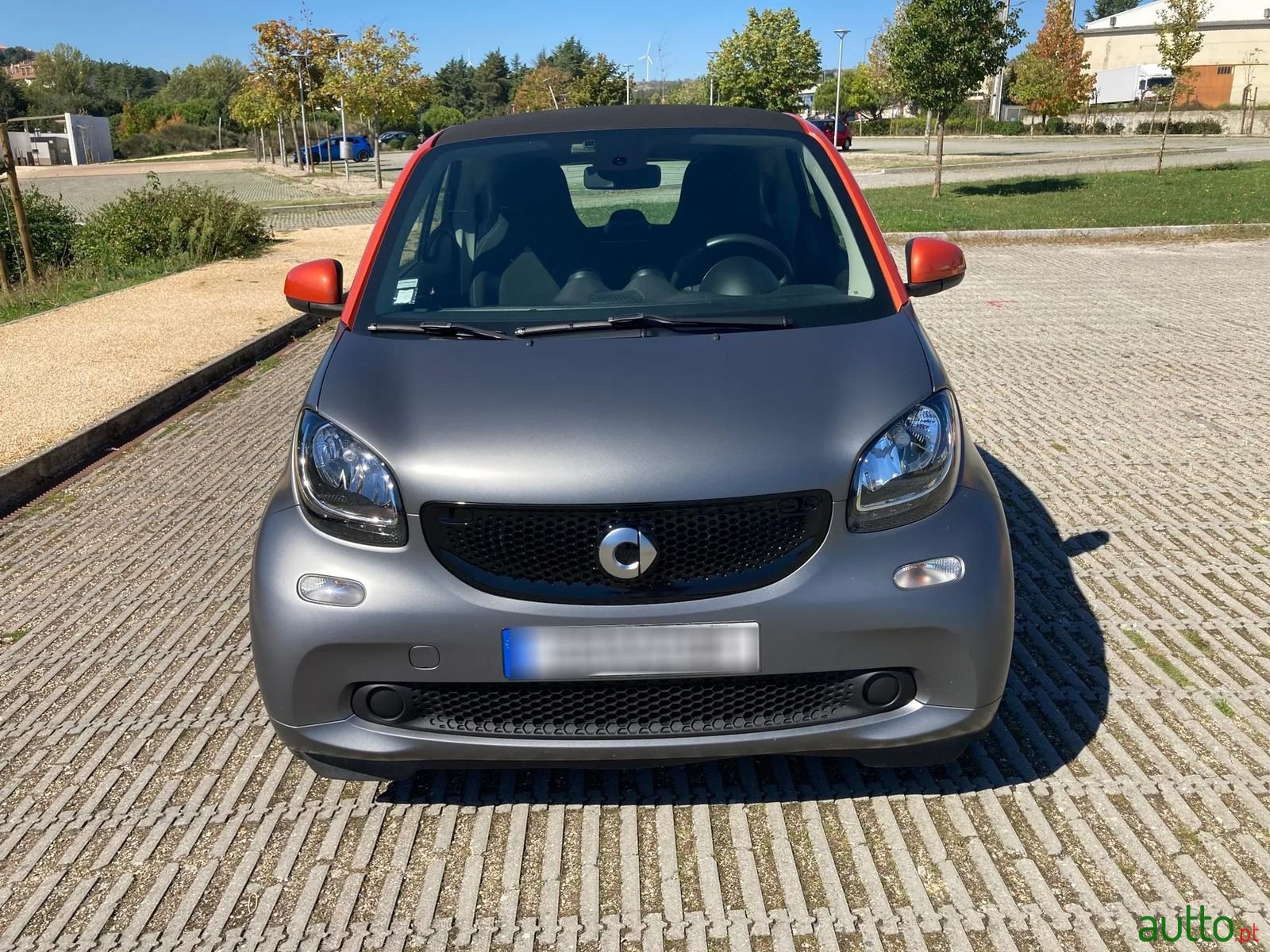 2019' Smart Fortwo photo #2