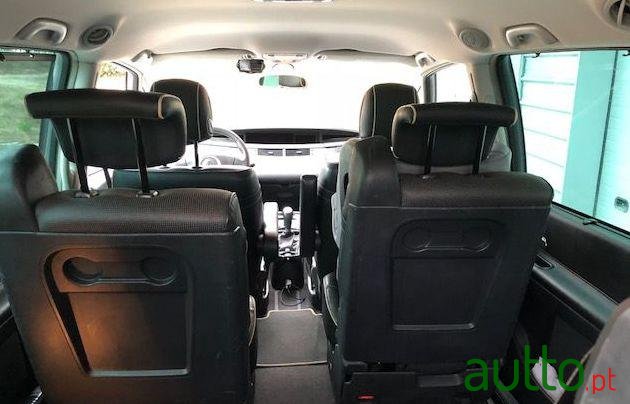 2011' Renault Espace photo #1