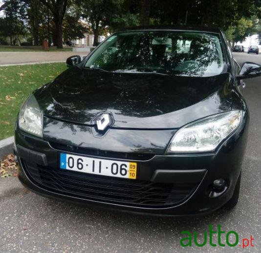 2009' Renault Megane photo #1
