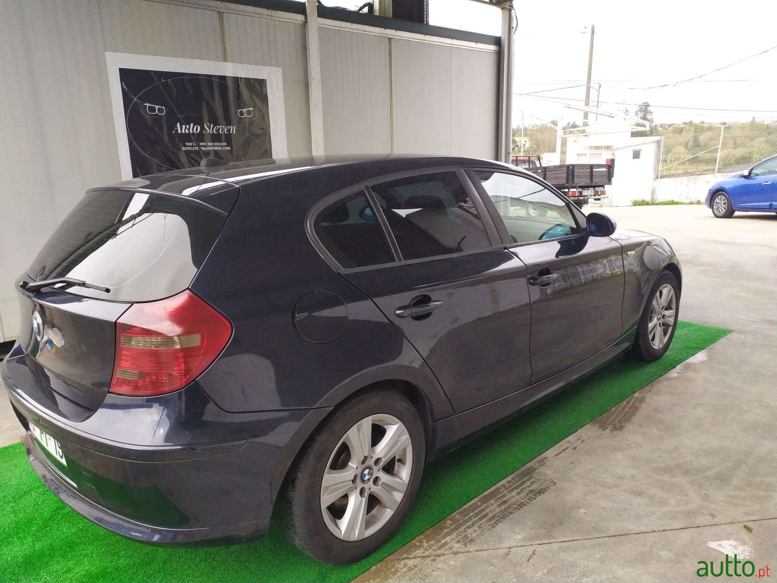 2008' BMW 118 Diesel photo #2