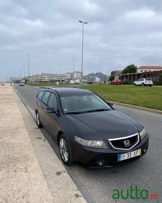 2004' Honda Accord Tourer photo #3