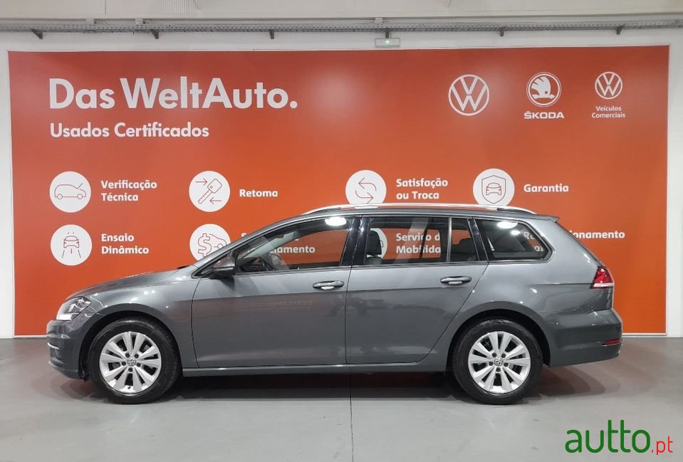 2019' Volkswagen Golf Variant photo #2
