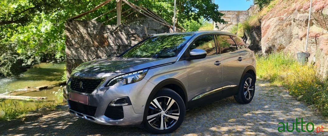 2018' Peugeot 3008 photo #1