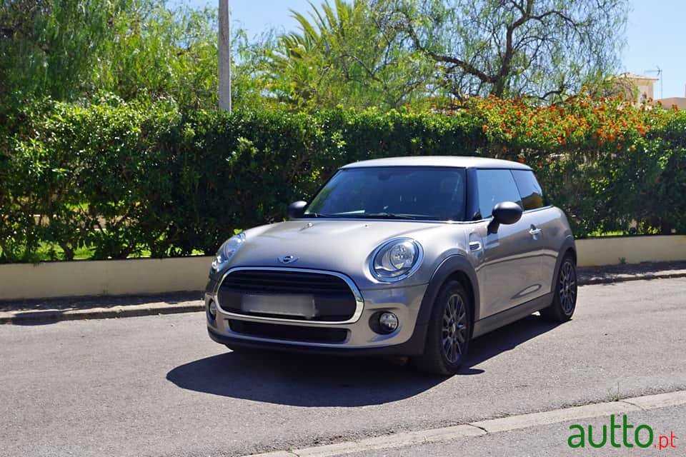 2017' MINI One photo #3