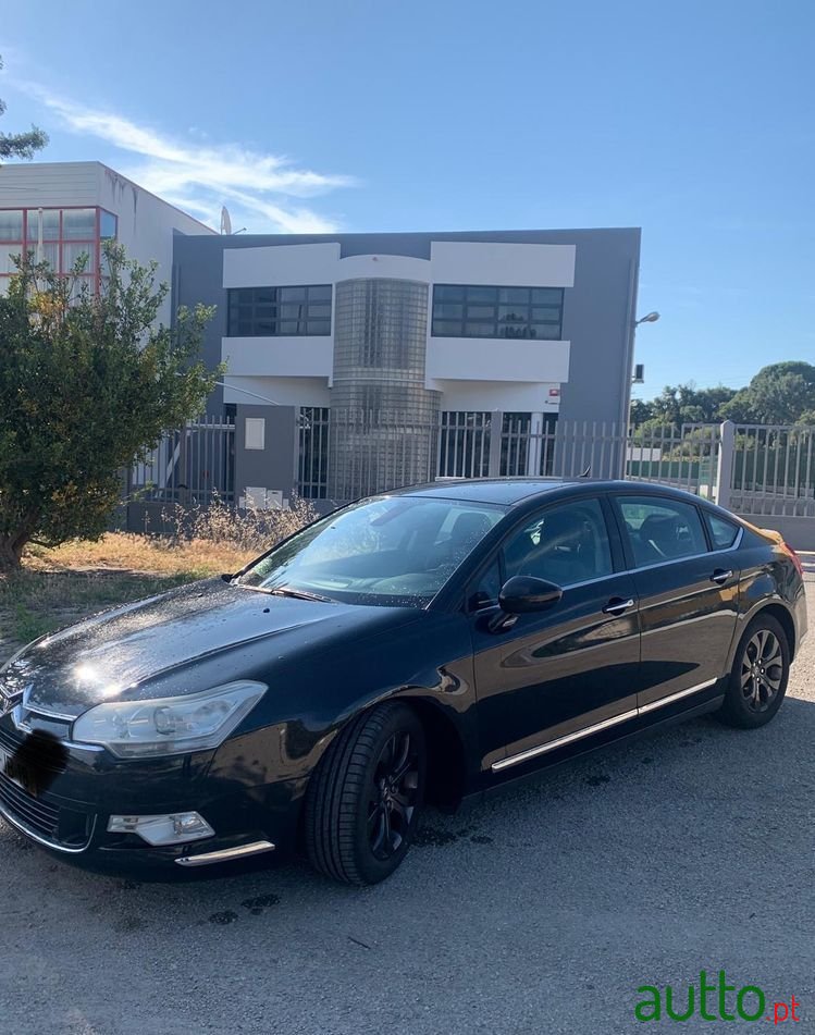 2010' Citroen C5 X 1.6 Hdi photo #4