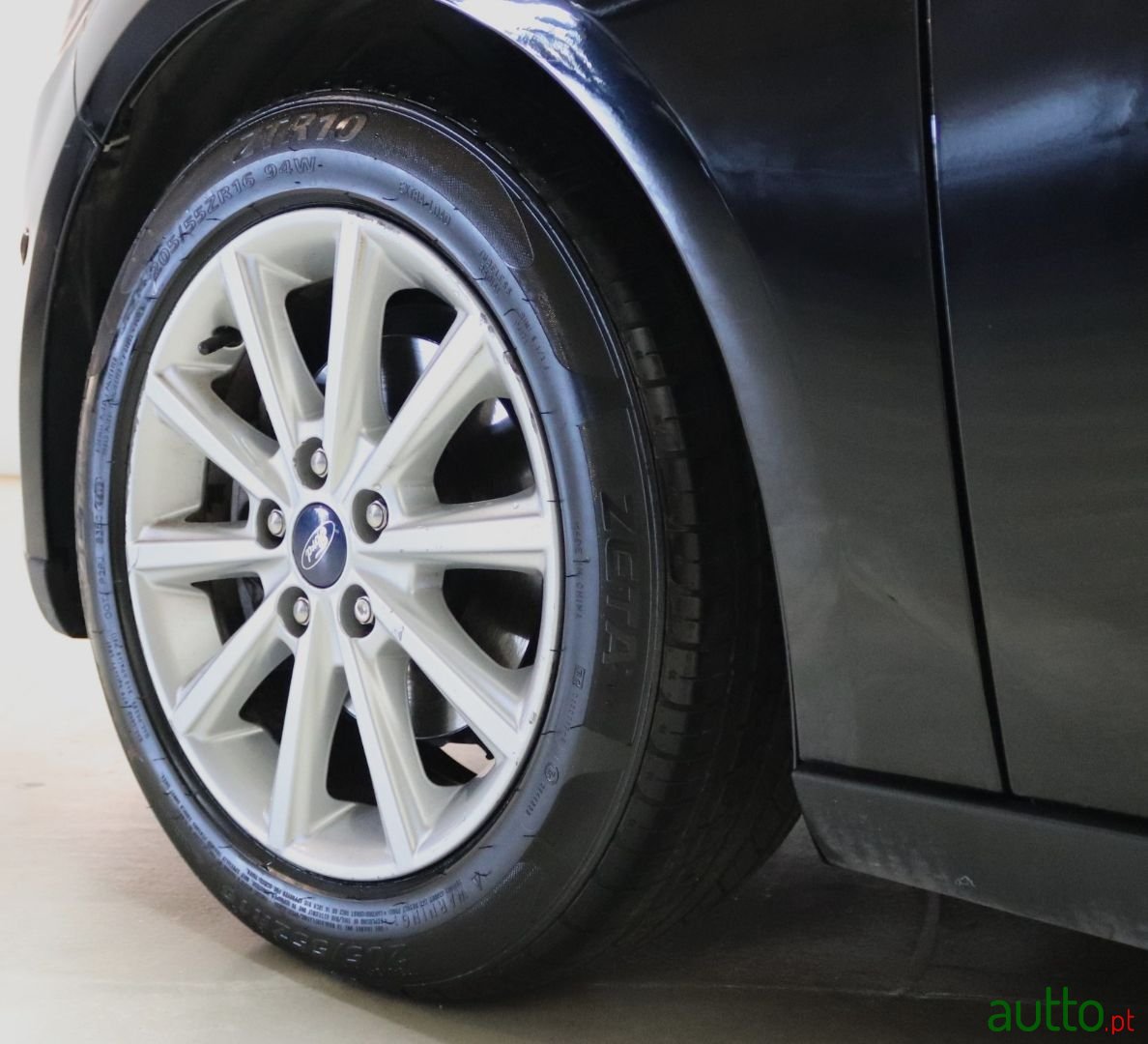 2018' Ford Focus photo #3