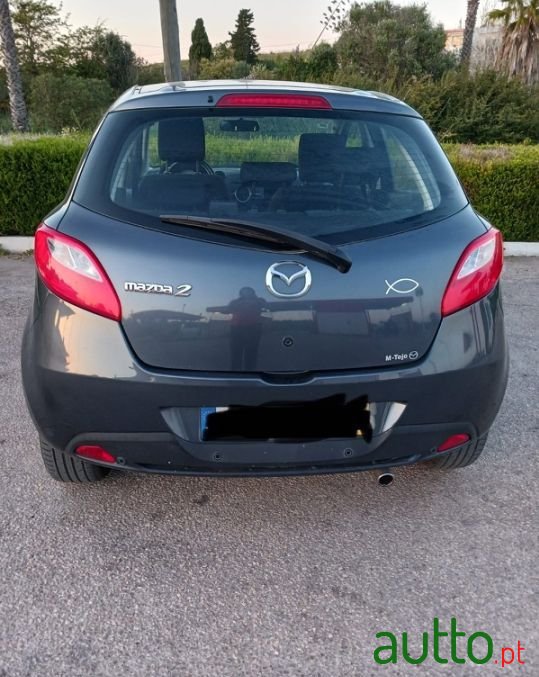 2008' Mazda 2 photo #3