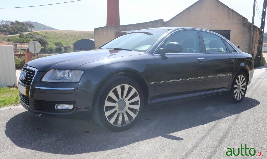2008' Audi A8 photo #1