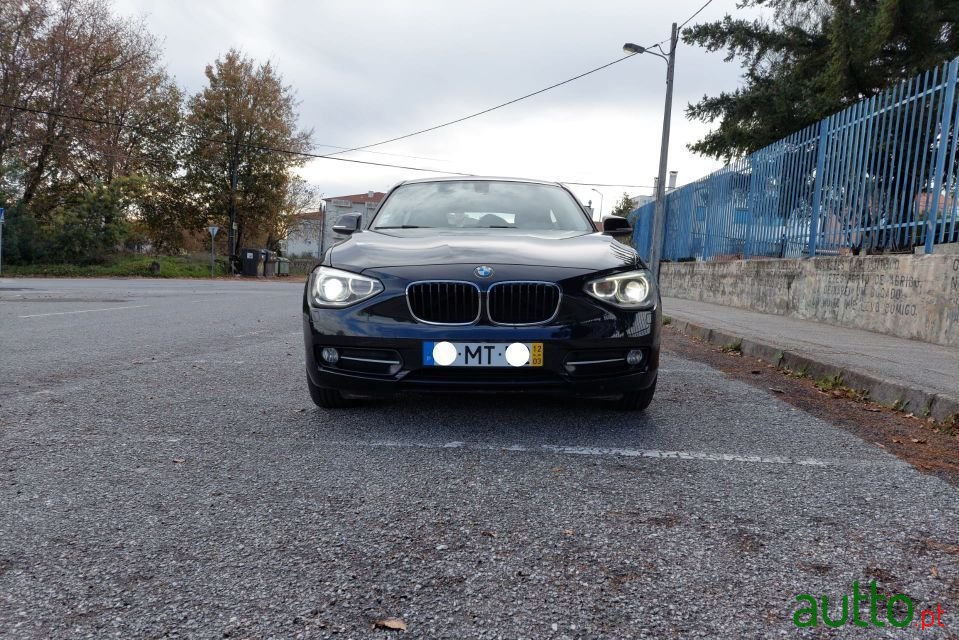 2012' BMW 118 photo #1