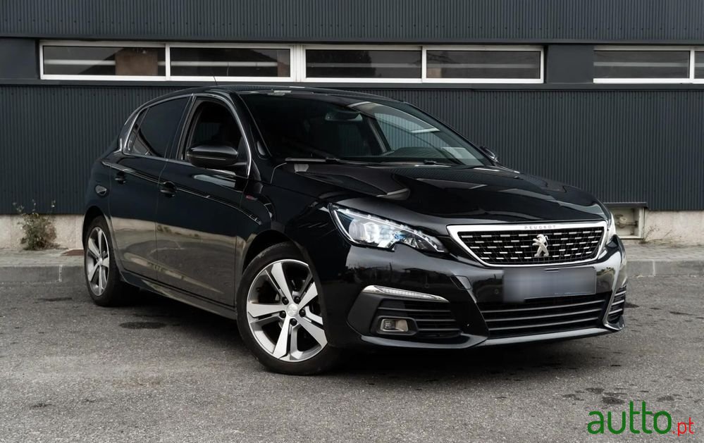 2019' Peugeot 308 1.5 Bluehdi Gt Line photo #3