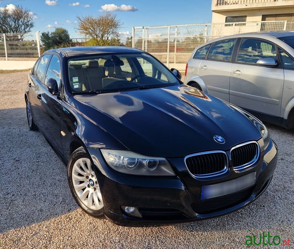 2009' BMW Série 3 Ia Exclusive photo #3