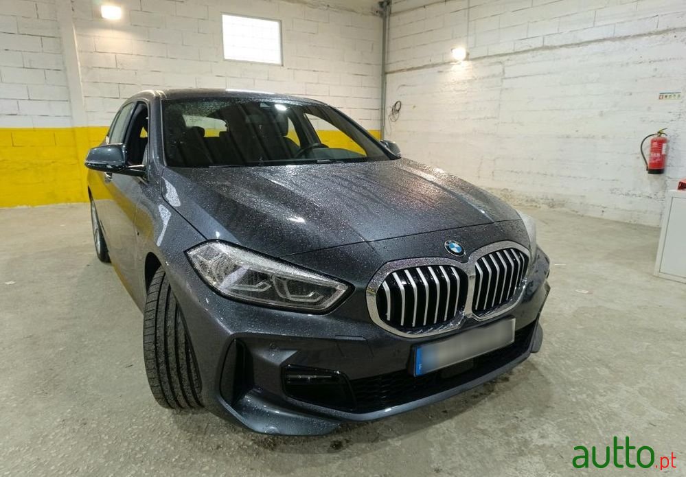 2021' BMW Série 1 photo #3
