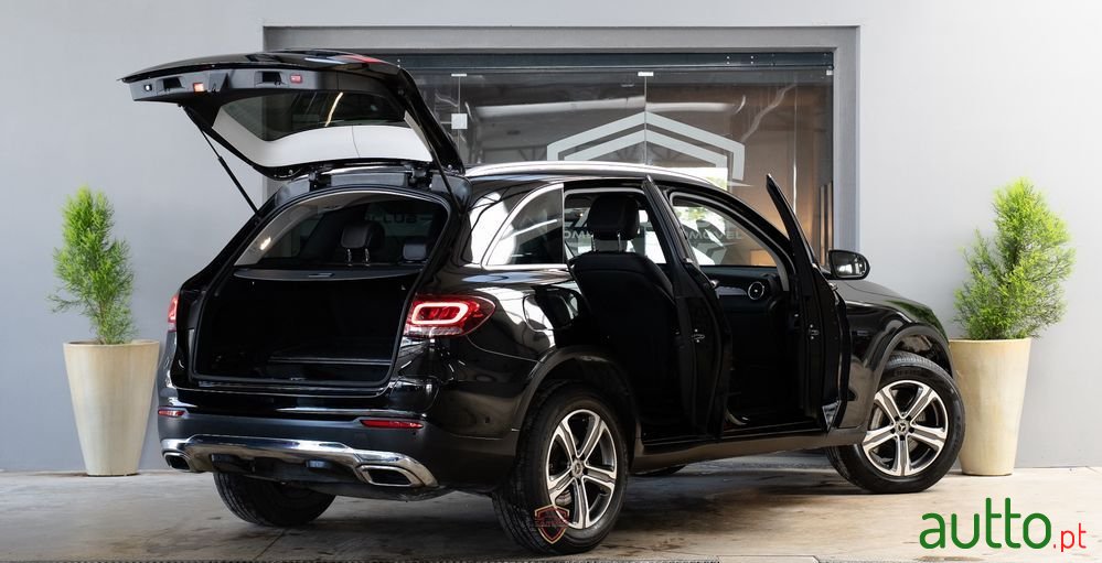 2021' Mercedes-Benz Classe Glc De 4Matic photo #5