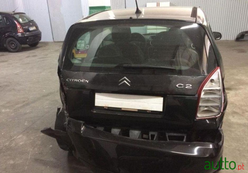 2006' Citroen C2 1.1 Sx photo #2