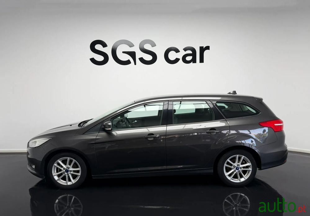 2016' Ford Focus Sw photo #2