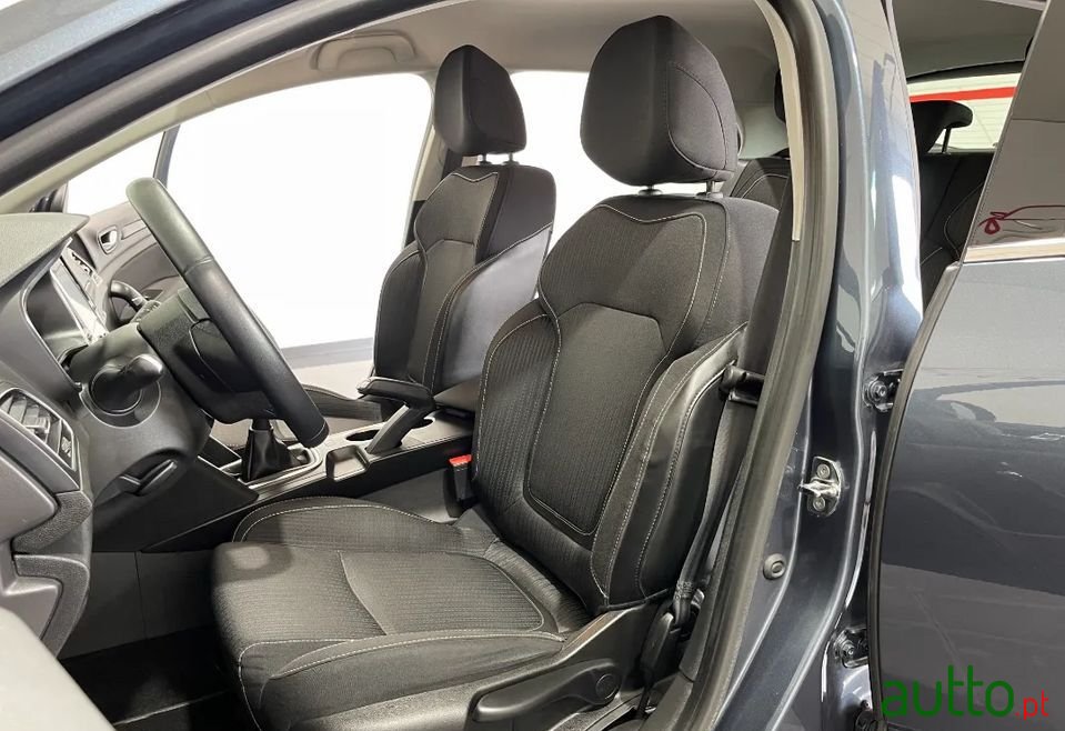 2016' Renault Megane photo #5