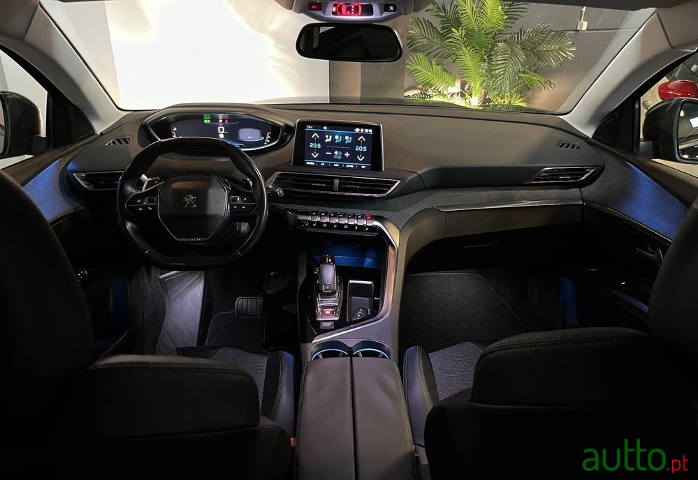 2017' Peugeot 3008 photo #6