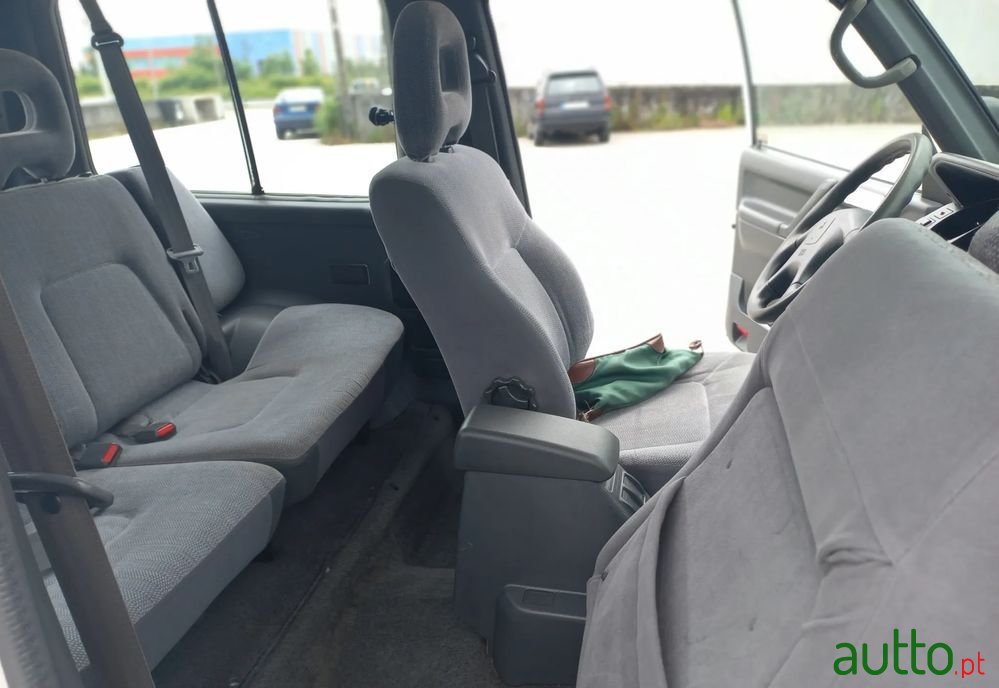 1998' Mitsubishi Pajero 2.5 Td Glx photo #2