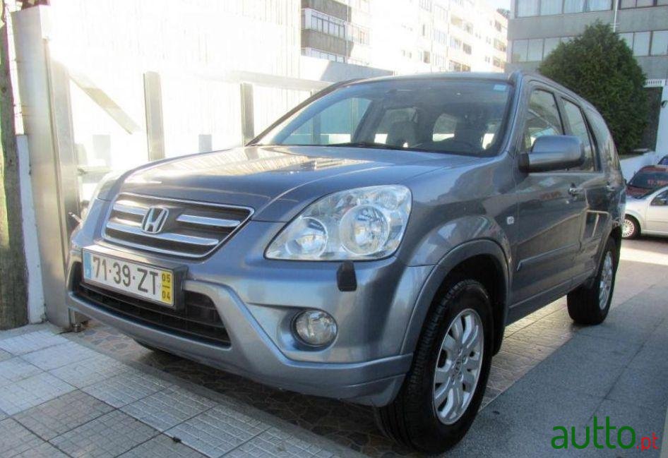 2005' Honda CR-V photo #2