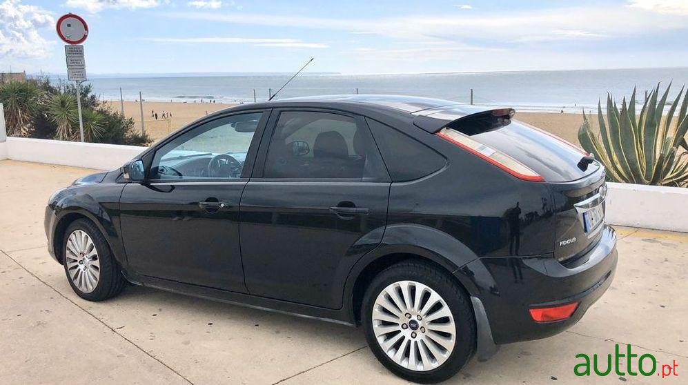 2008' Ford Focus photo #3