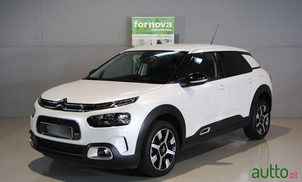 2019' Citroen C4 Cactus photo #1
