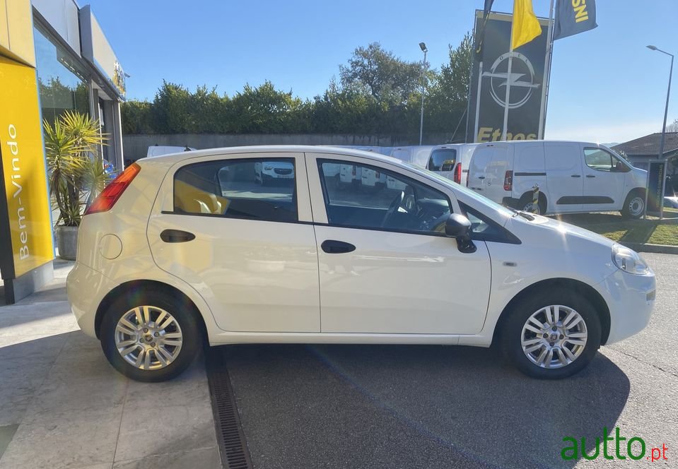 2018' Fiat Punto photo #5