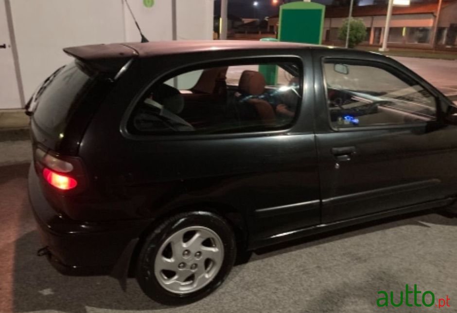 1998' Nissan Almera photo #2