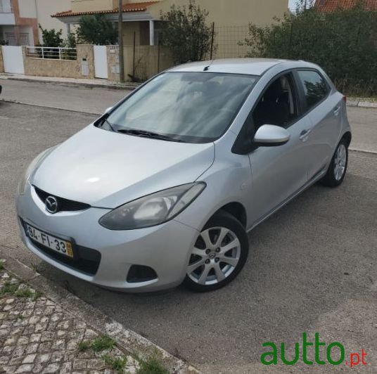 2008' Mazda 2 photo #1