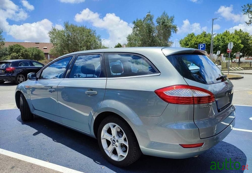2007' Ford Mondeo Sw photo #2