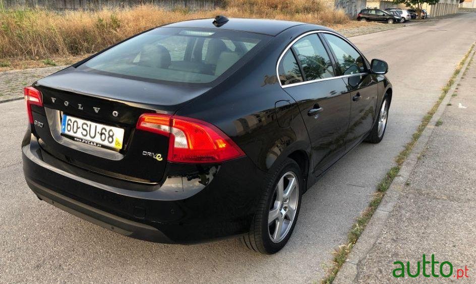 2012' Volvo S60 1.6 Drive Summum 2012 photo #4