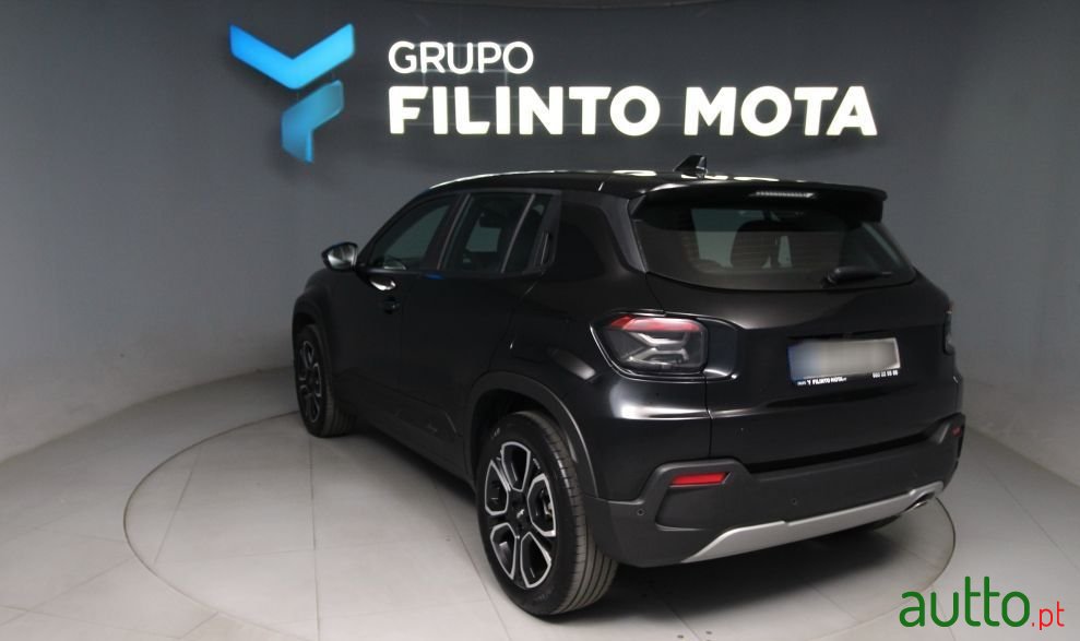 2024' Jeep Avenger photo #4