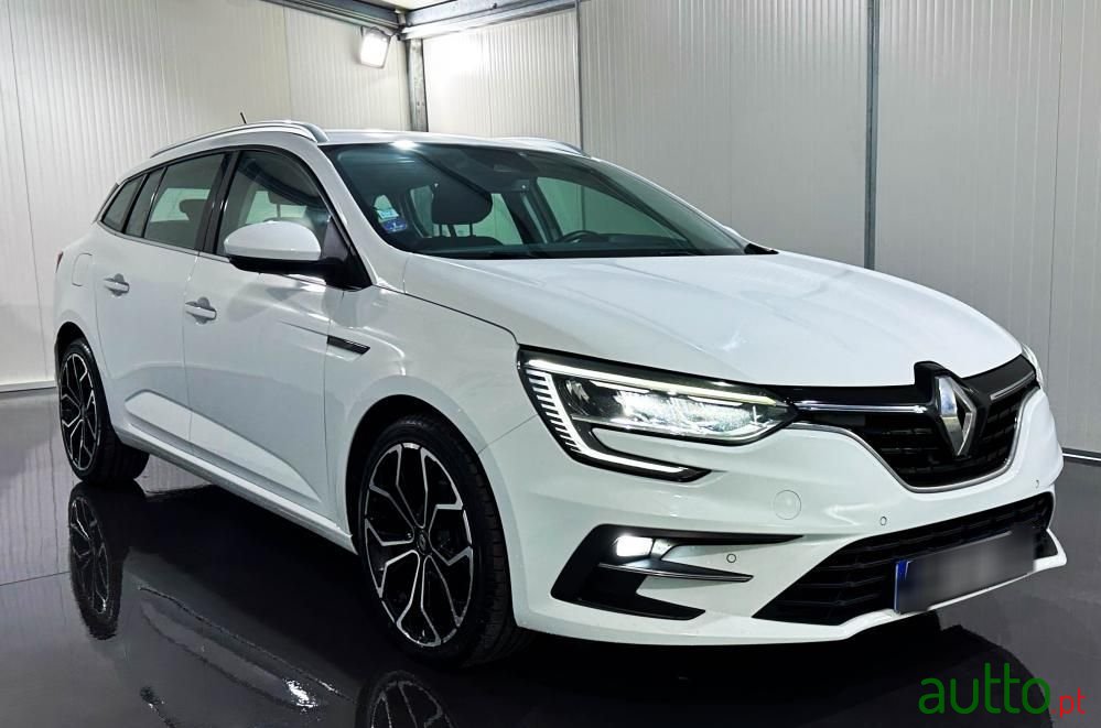 2021' Renault Megane 1.6 Plug-In R.S. Line photo #3