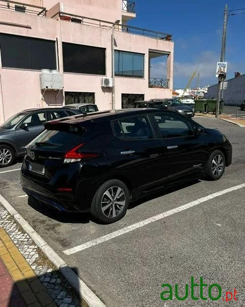 2020' Nissan Leaf Acenta photo #6