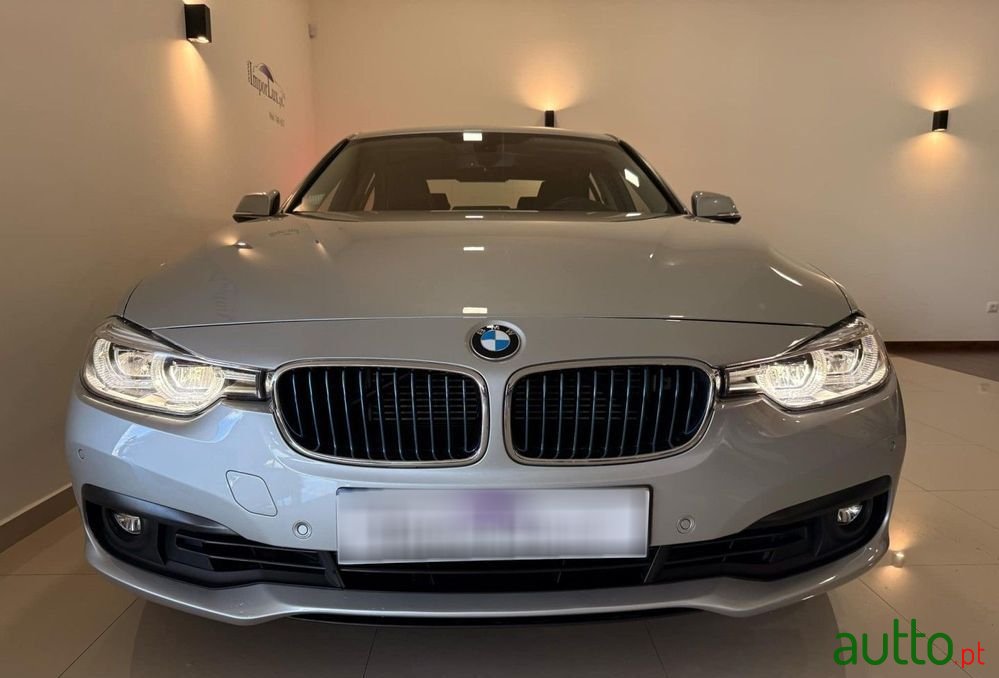 2018' BMW Série 3 E photo #5