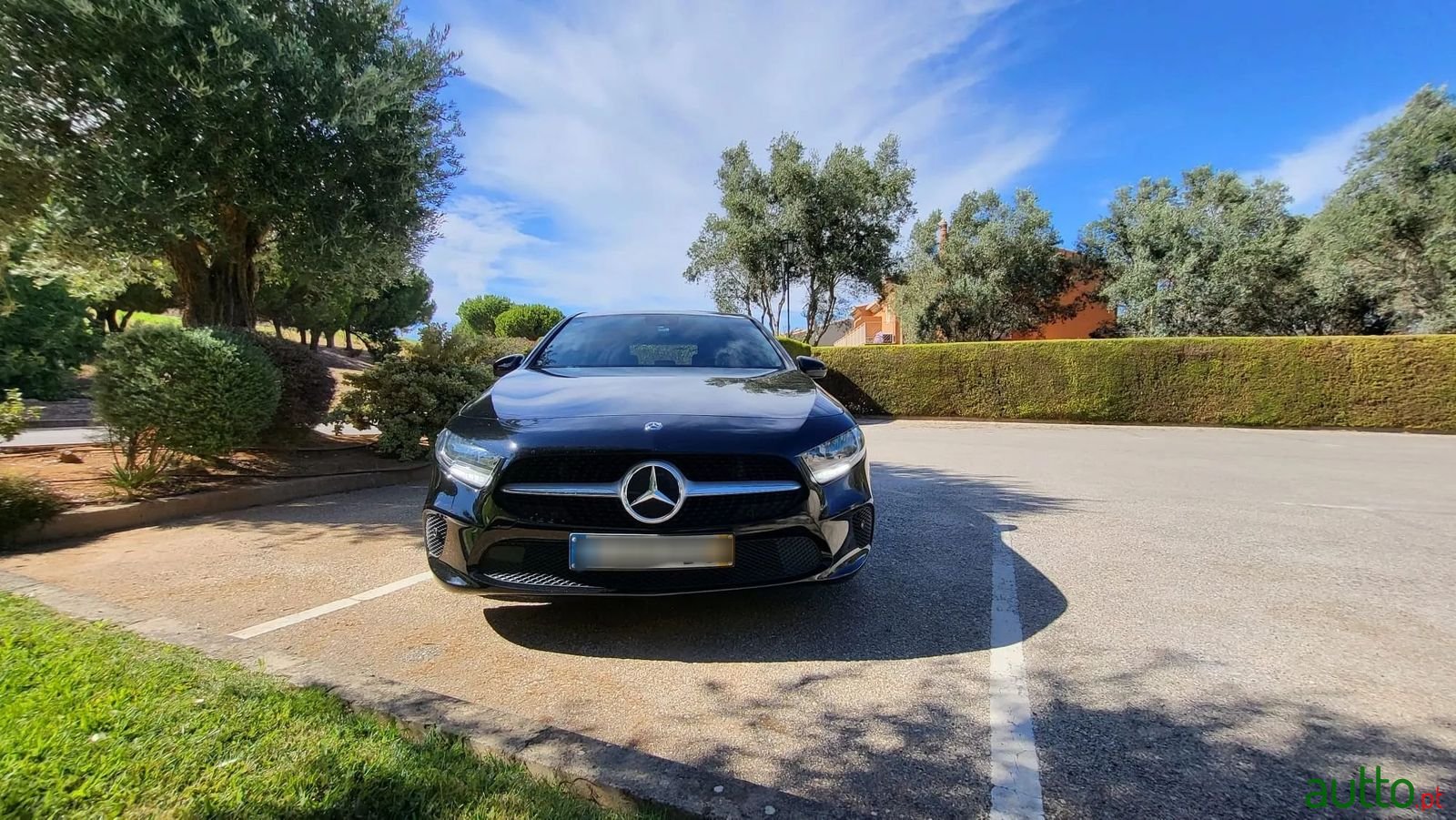 2019' Mercedes-Benz A-180 photo #3