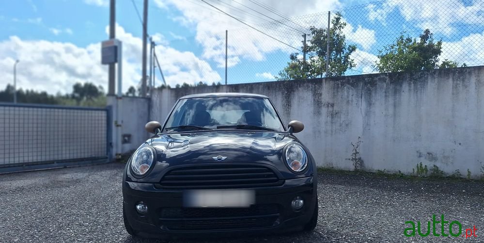 2013' MINI One D 3 Portas photo #3