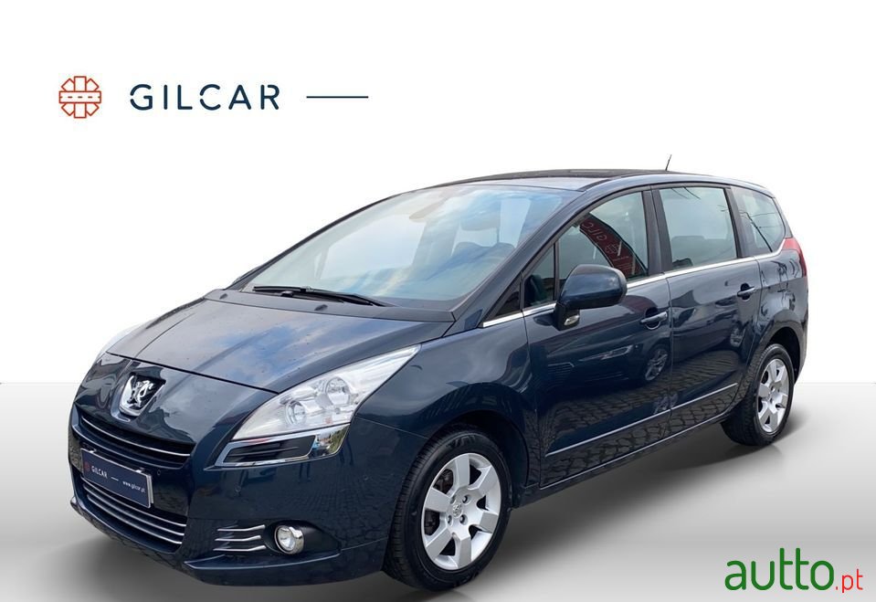 2013' Peugeot 5008 photo #1