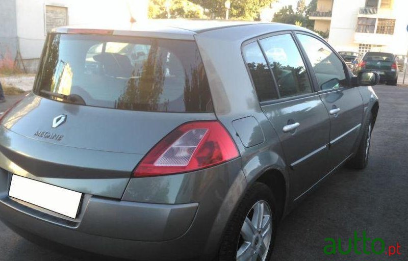 2003' Renault Megane photo #1