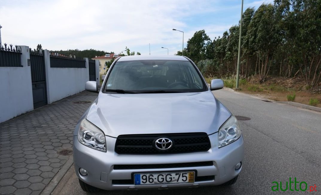 2008' Toyota RAV4 photo #4