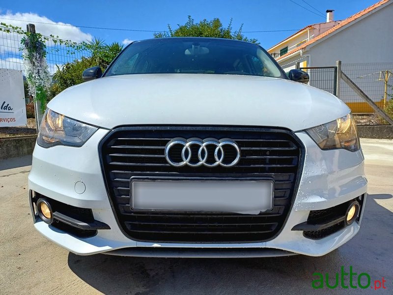 2015' Audi A1 Sportback photo #2