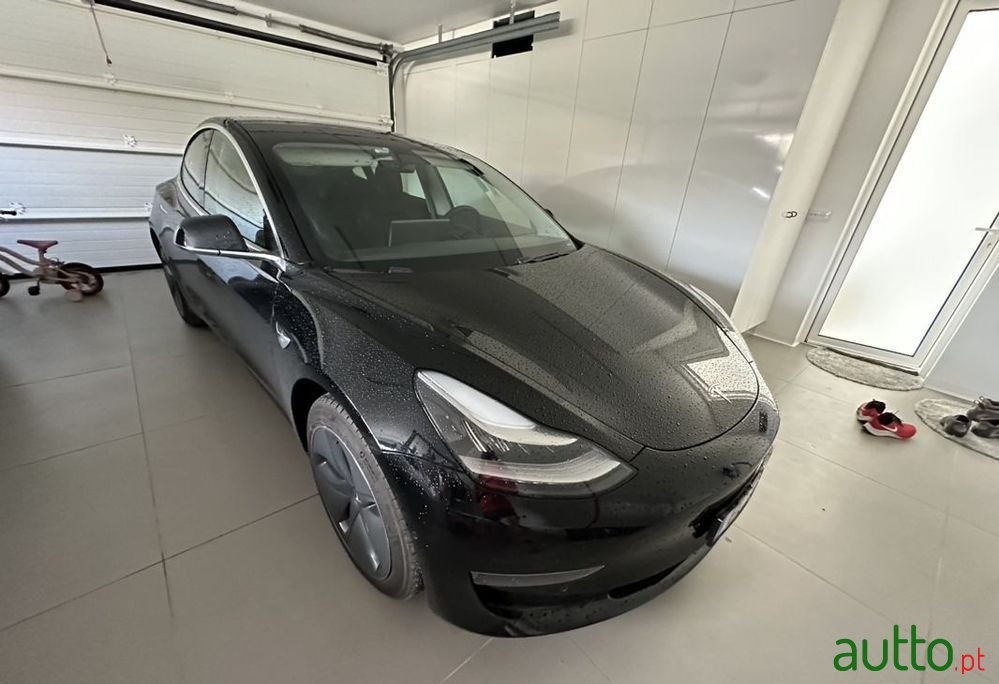 2019' Tesla Model 3 photo #3