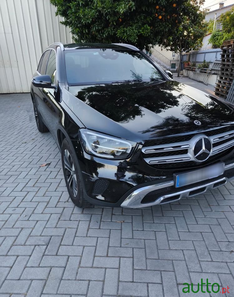 2021' Mercedes-Benz GLC 300 De 4Matic photo #6
