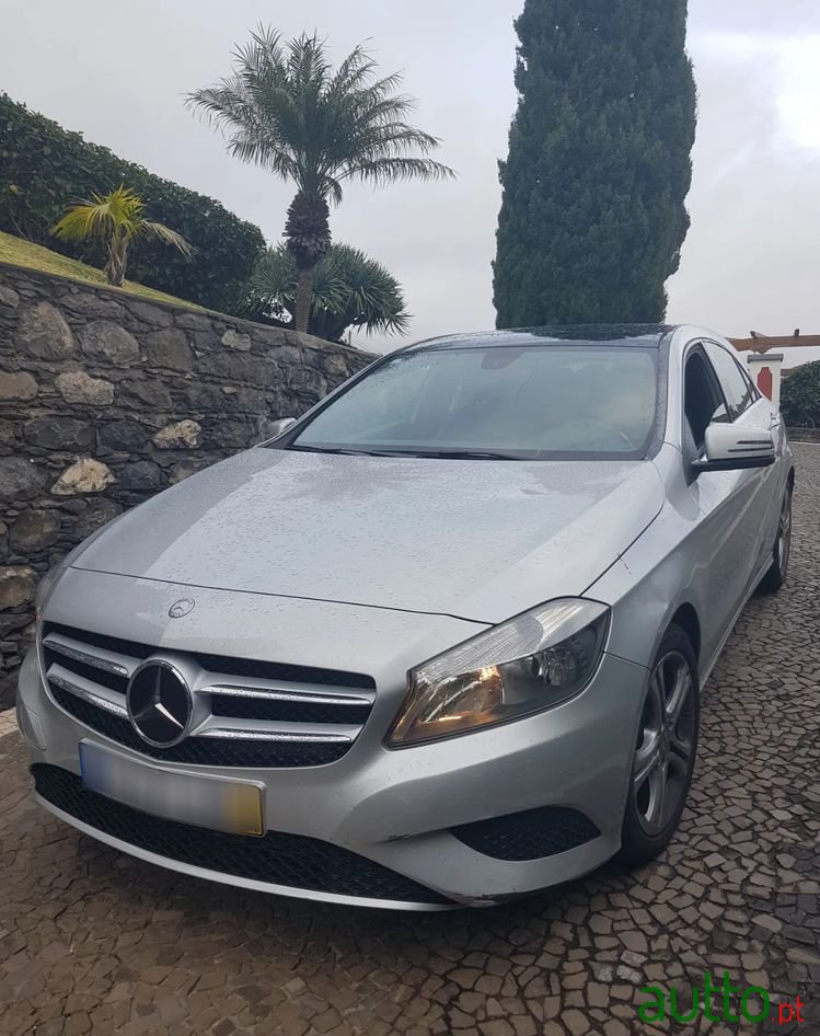 2014' Mercedes-Benz Classe A photo #1