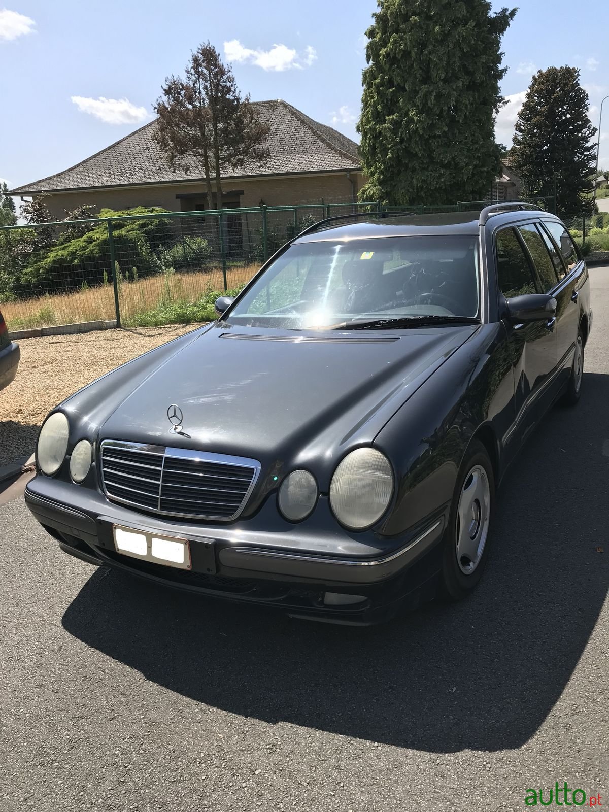 2001' Mercedes-Benz E-Class 220 CDI Break photo #7