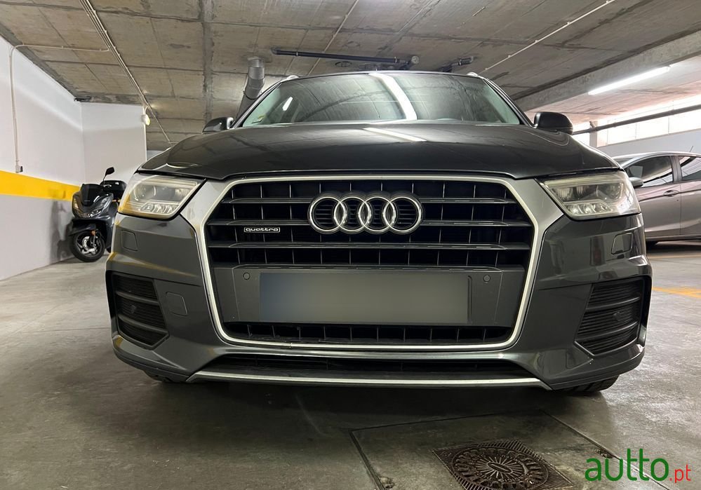 2015' Audi Q3 S Tronic photo #2